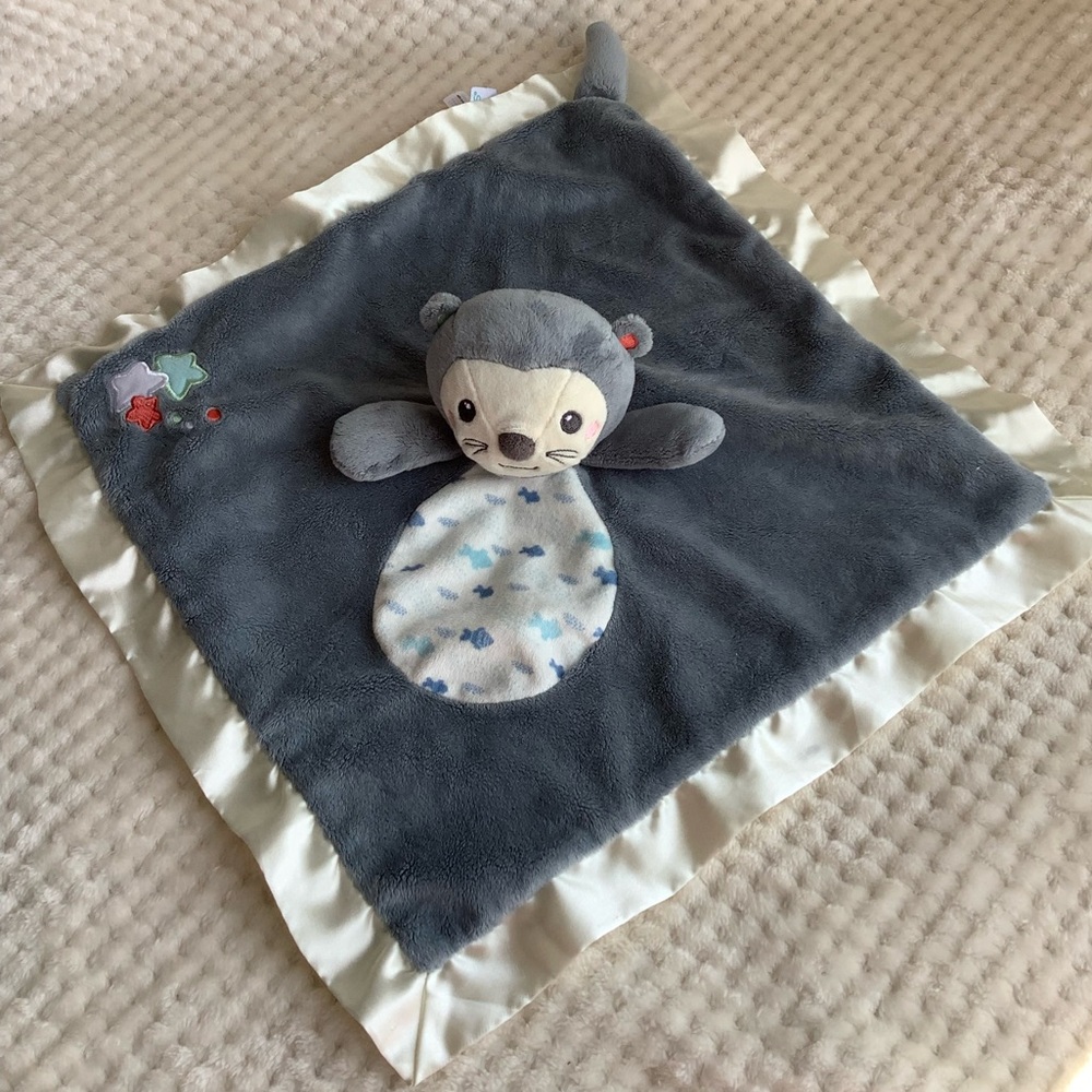 Douglas Baby Plush Otter Lovey Security Blanket Stuffed Animal Toy w Tail READ